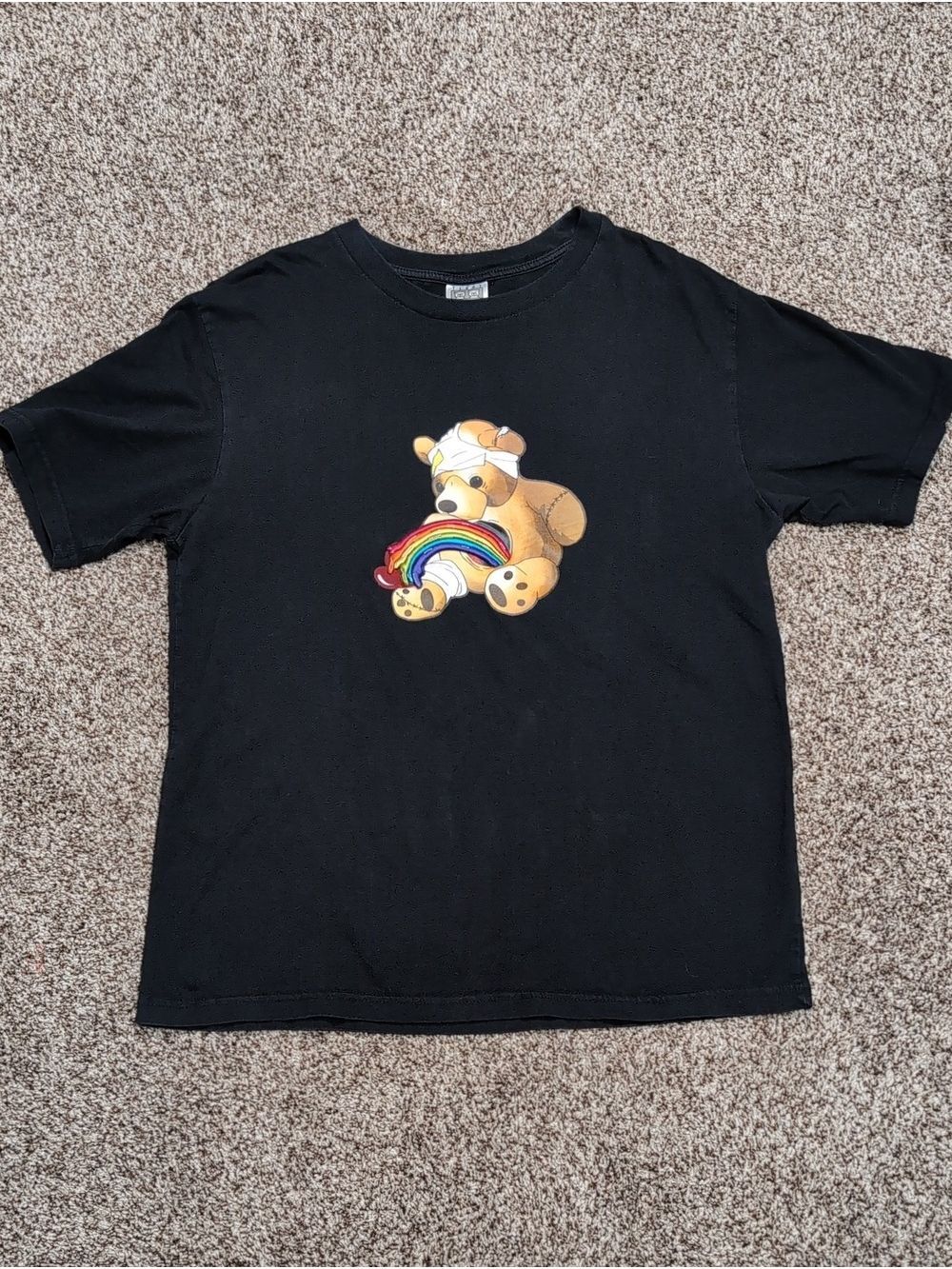 Teddy Fresh Colorful Filth Rainbow Bear Graphic T-shirt Size Large